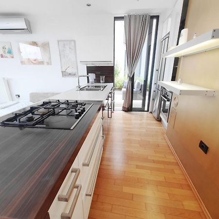 Bella Vista Lux Apartment With Private Terace Koper Exteriör bild